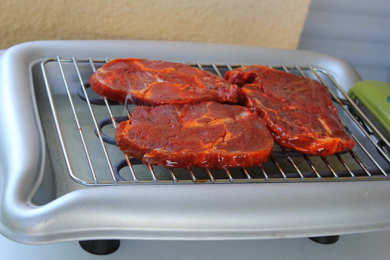 Come evitare il fumo in casa durante le grigliate con RacletteGrill Pro